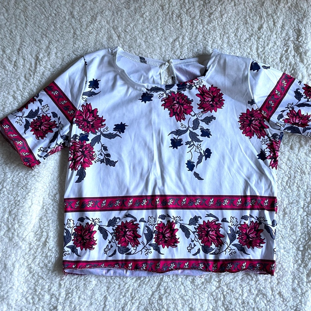 Brand: SHEIN  Size: Medium